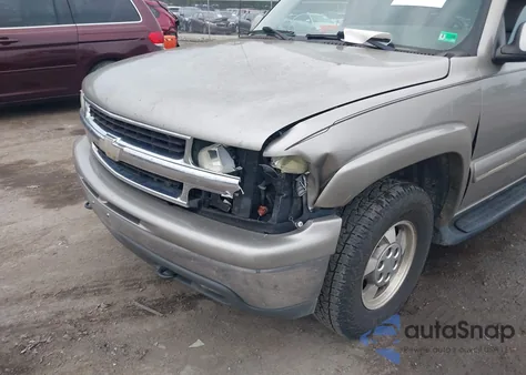 2003 Chevrolet Suburban 1500 Lt из США, поврежденный, VIN 3GNFK16Z73G109336